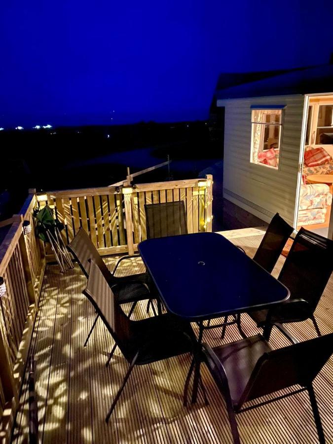 Snowdon Bay - North Wales - Stunning Llyn Peninsula Mountain & Ocean Views - Wilde Retreats Pwllheli Exterior foto
